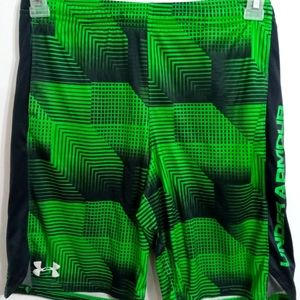 🩳👟 UNDER ARMOUR GYM SHORTS (YLG)